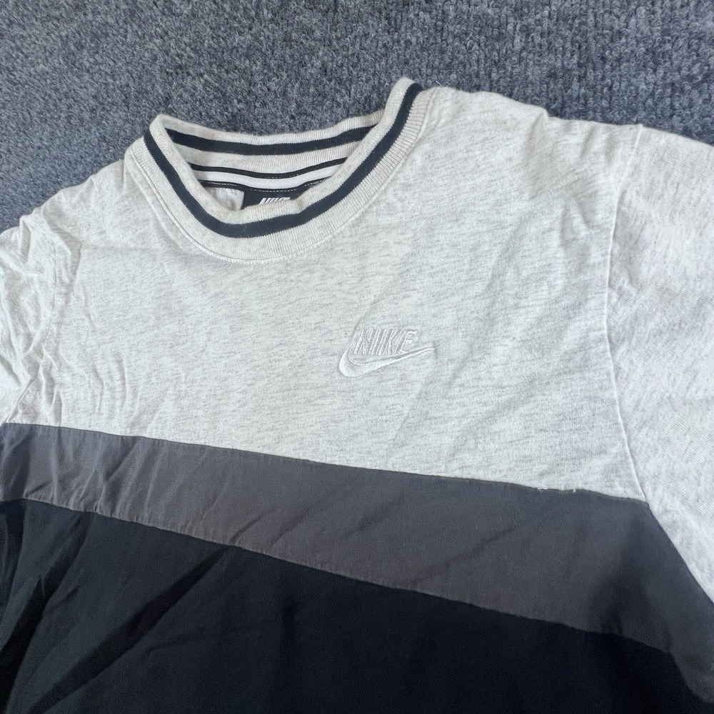 Nike Air Authentic Sportswear T-Shirt Boy's Large Gray Black Colorblock Logo Tee